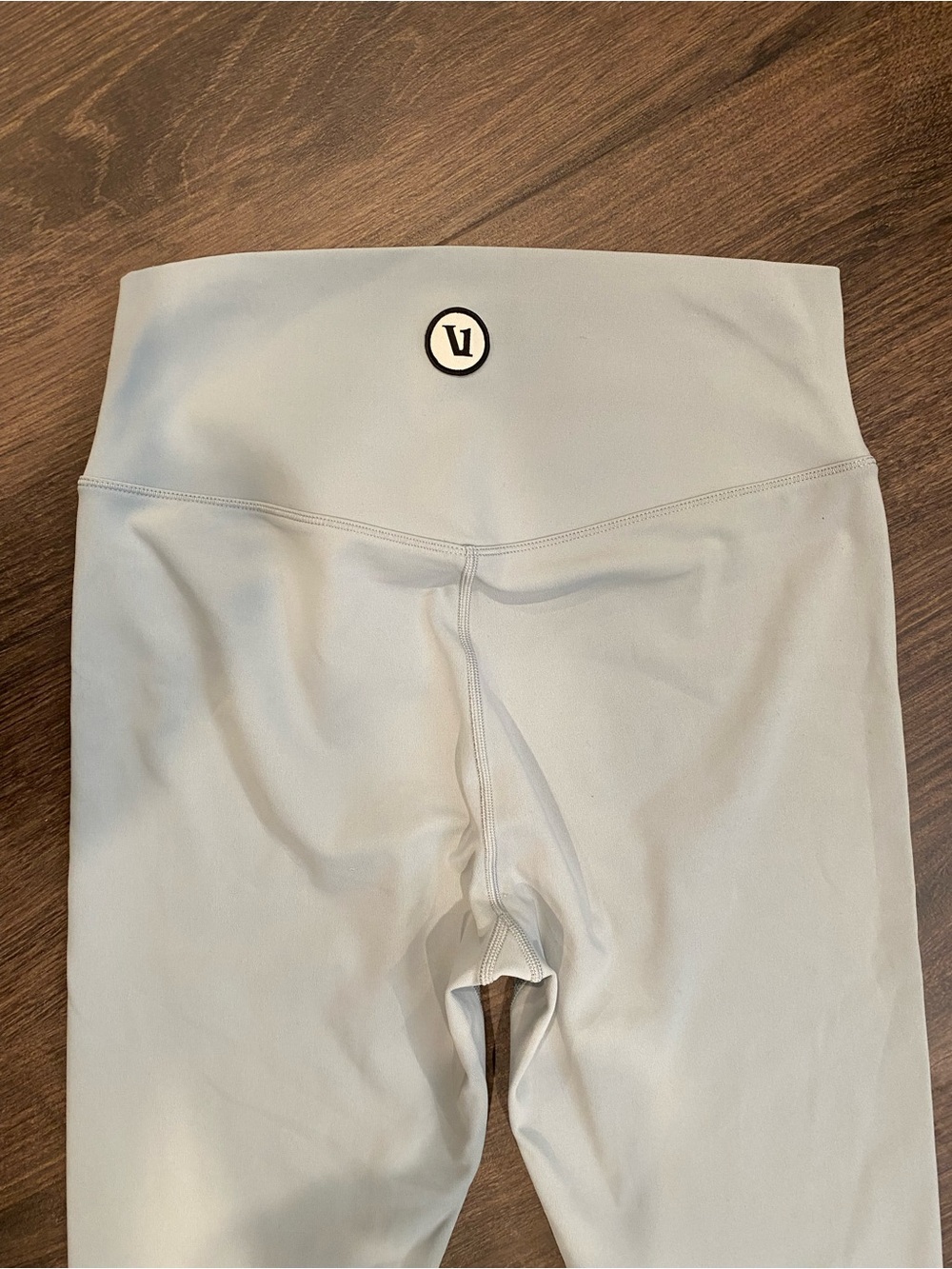 Vuori Light Gray High-Waist Leggings